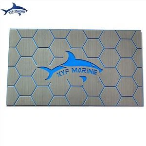 Dywan do kokpitu łodzi